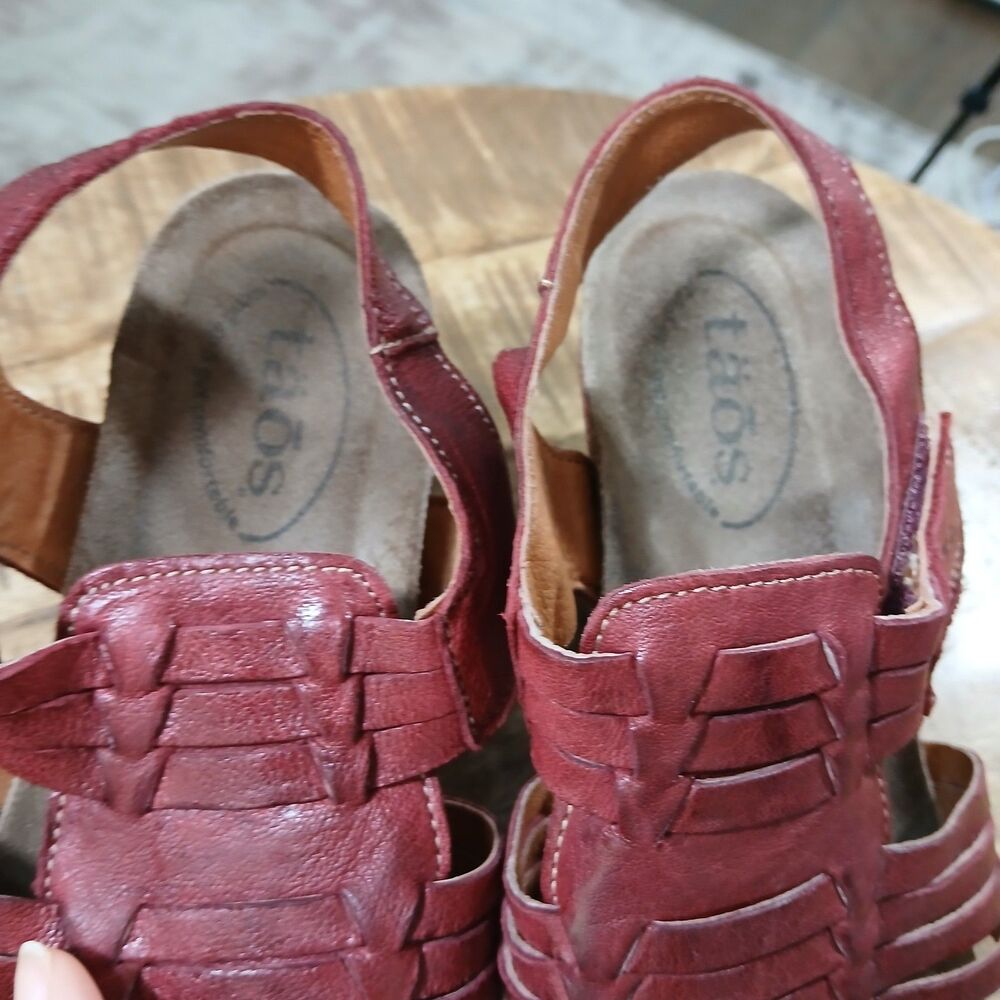 Taos Red Leather Woven Wedge Sandals Huarache Strappy Comfort Shoes EU 39 US 8 - Picture 16 of 16